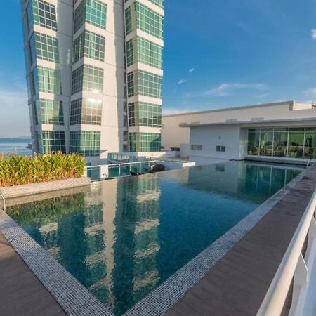Loft Pano Seaview Suite 2 Bedroom By The Only Bnb Jelutong Extérieur photo