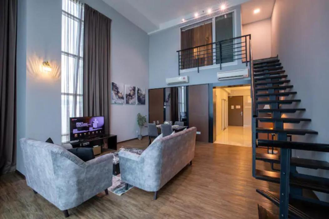 Loft Pano Seaview Suite 2 Bedroom By The Only Bnb Jelutong Extérieur photo